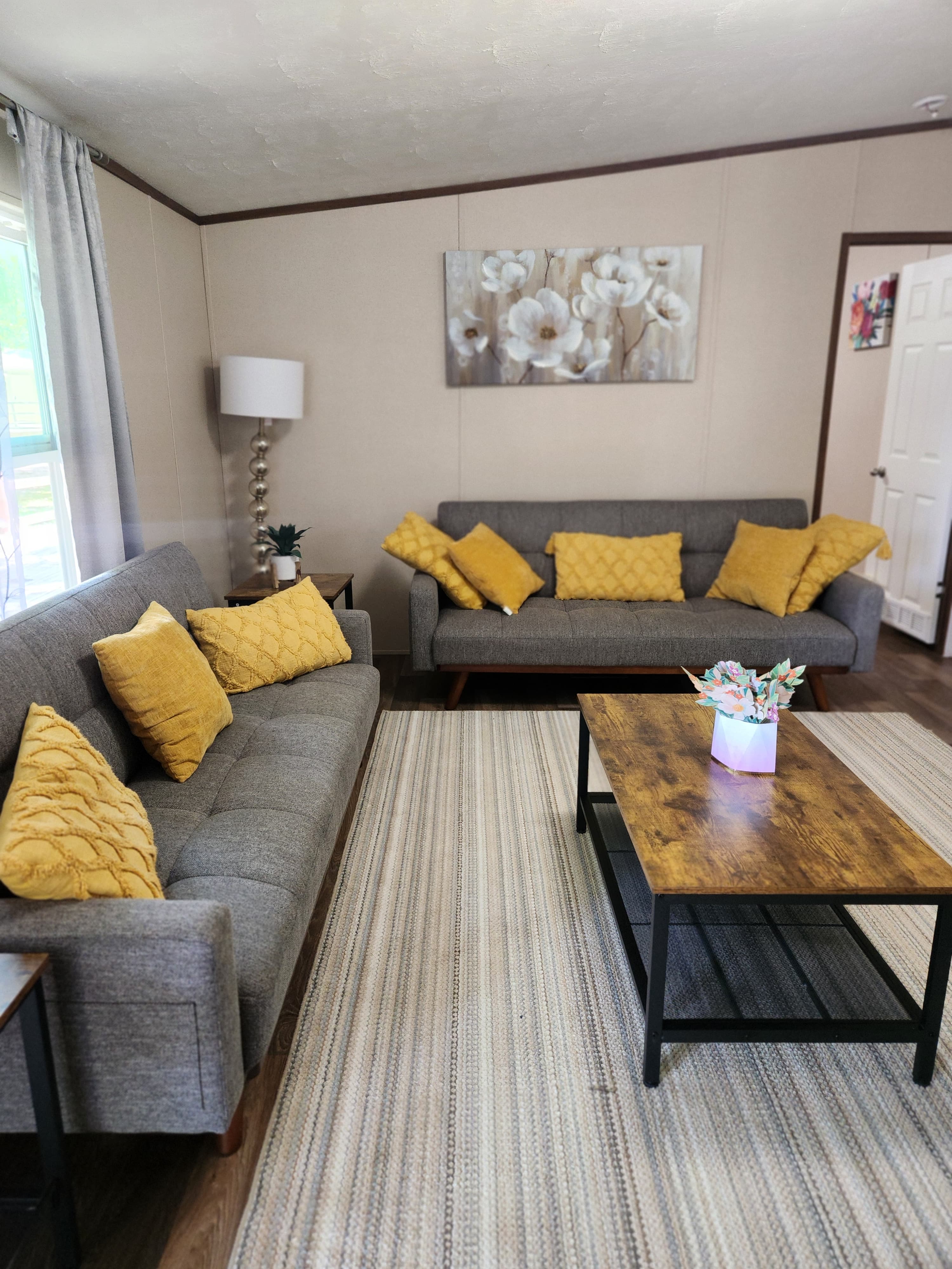 Group comfort and lodging at Bethel Retreat Ranch